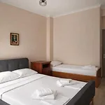 Sea Breeze Apartament *