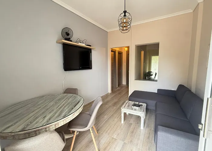 Sea Breeze PalaiónTsiflíkion